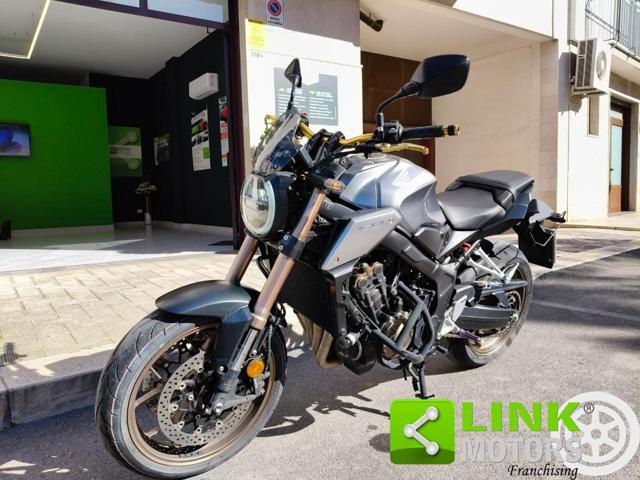 HONDA CB 650 R SOLO 8500KM