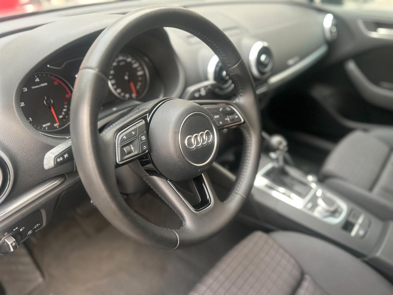 Audi A3 SPB 1.6 TDI S tronic Design