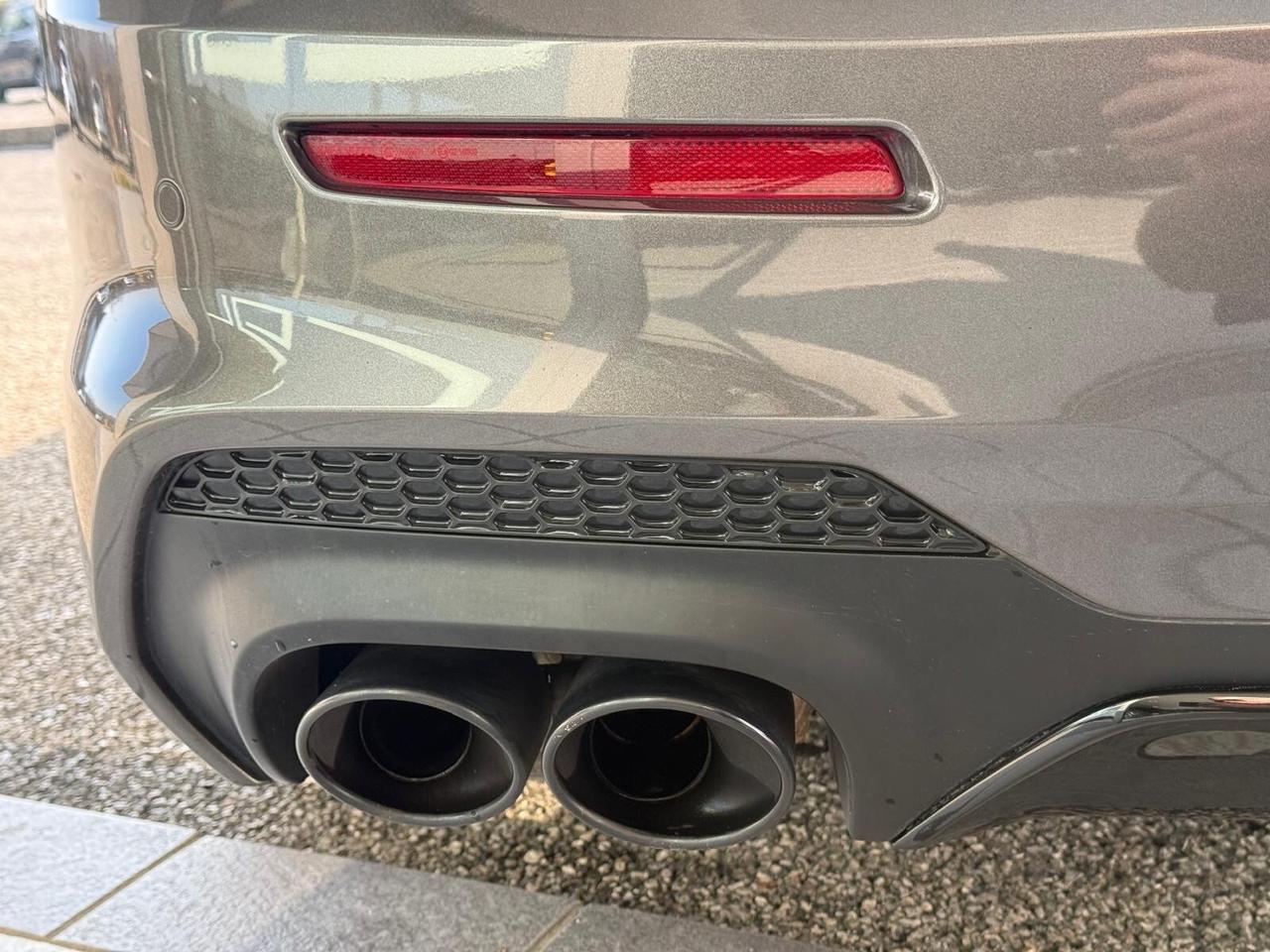 Maserati Ghibli V6 430 CV Q4 Gransport