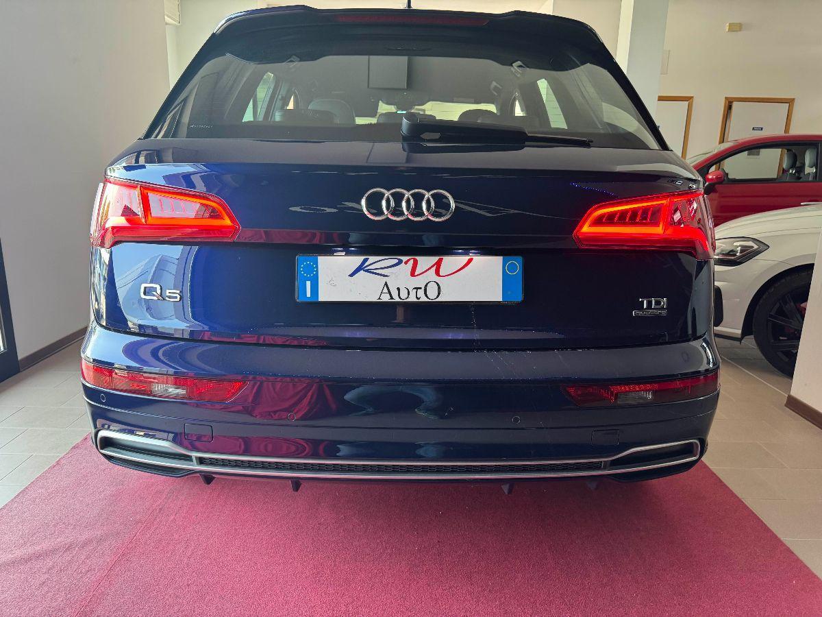 AUDI - Q5 - 2.0 TDI 190 CV cl.d. qu. S-LINE