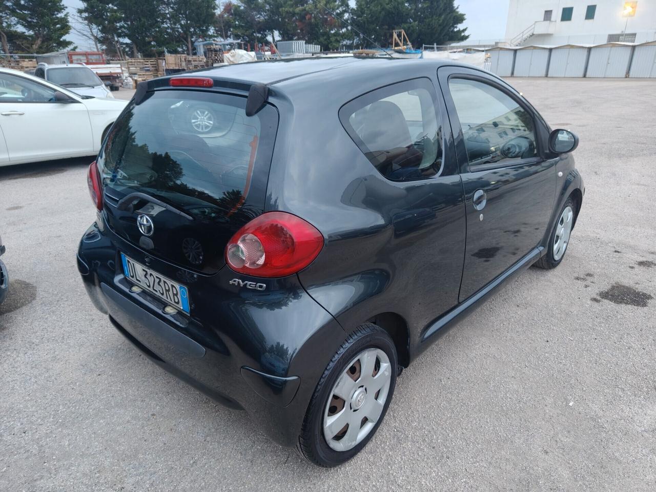 Toyota Aygo 1.0 VVT-i 3p Sol MMT