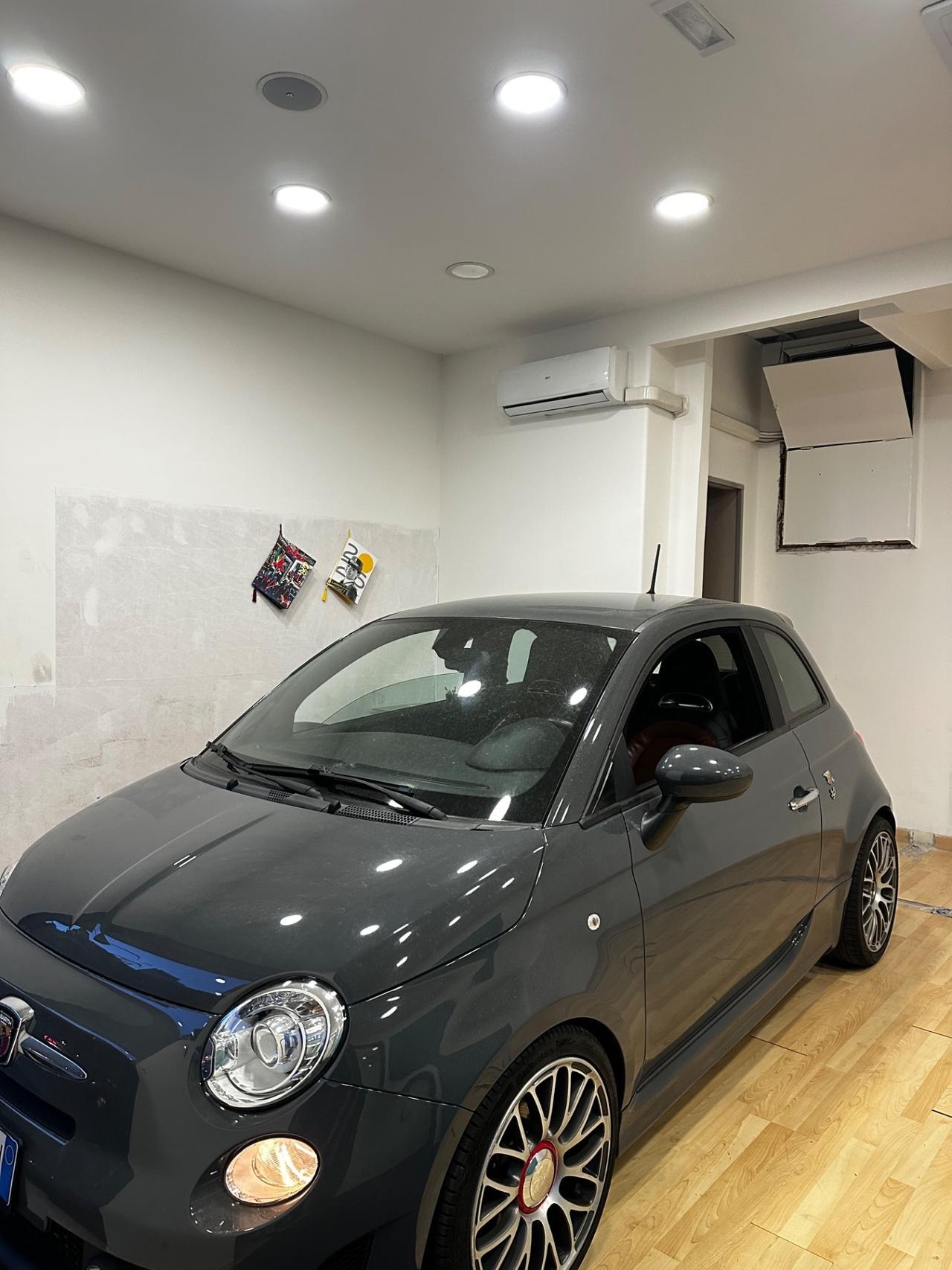Abarth 500 1.4 Turbo T-Jet Custom