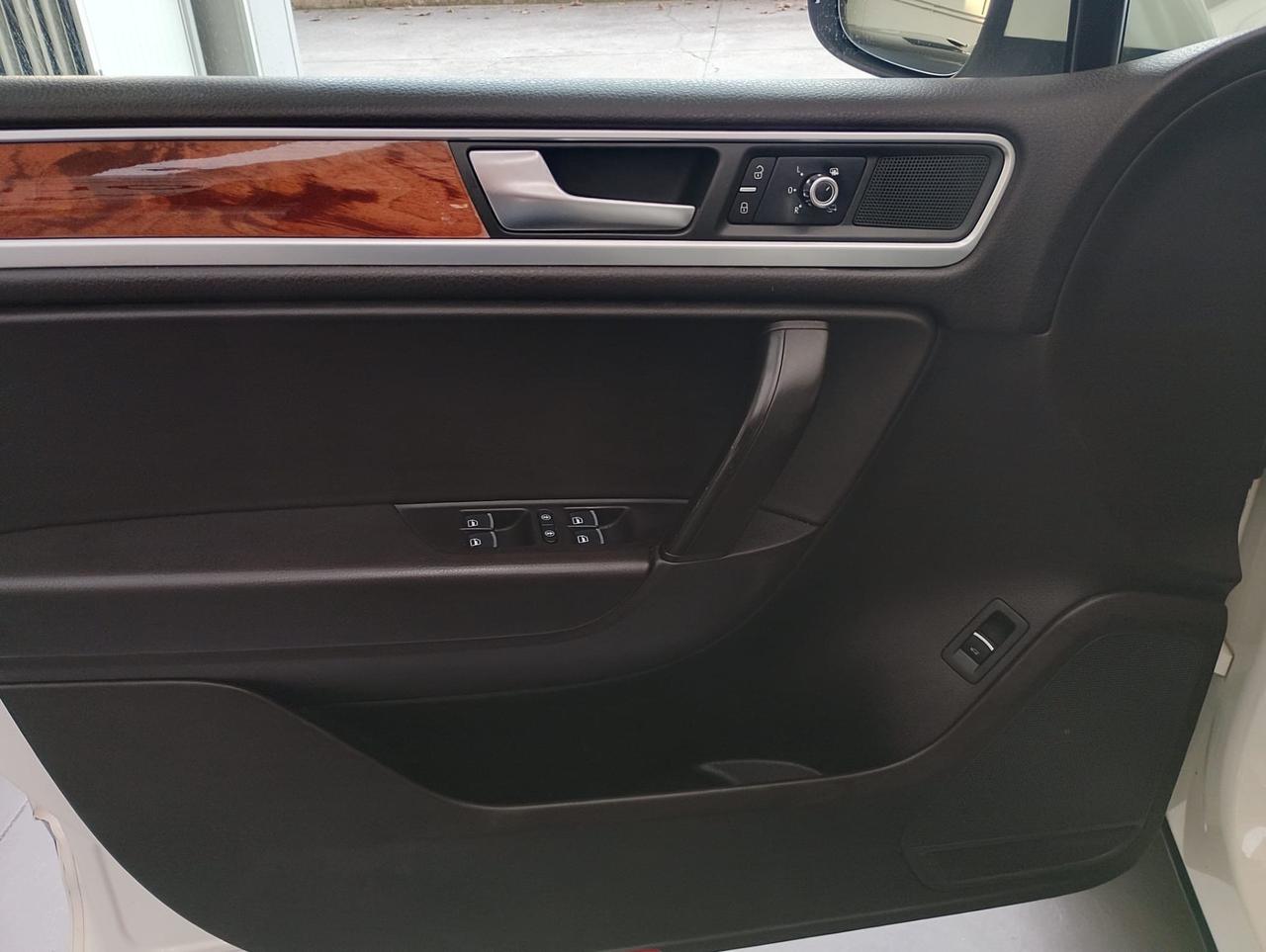 Volkswagen Touareg 3.0 TDI tiptronic BlueMotion Technology Executive