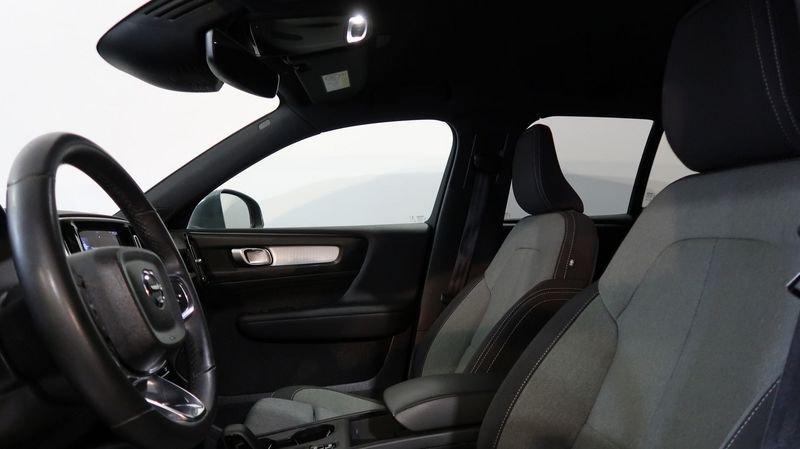 Volvo XC40 Recharge T4 Plug-in Hybrid auto Recharge Core