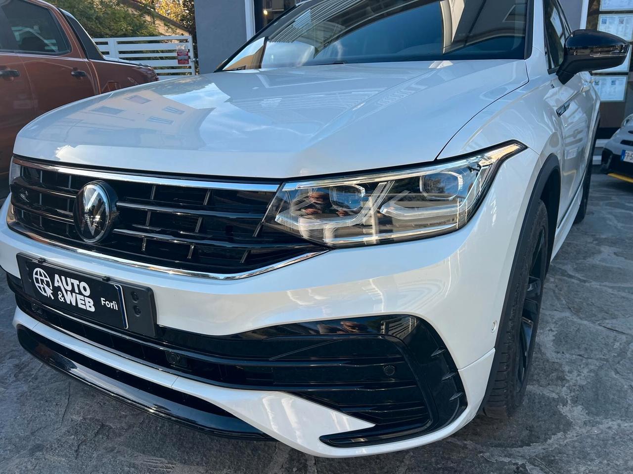 VW TIGUAN 2.0 TDI 200cv SCR DSG 4MOTION R-LINE