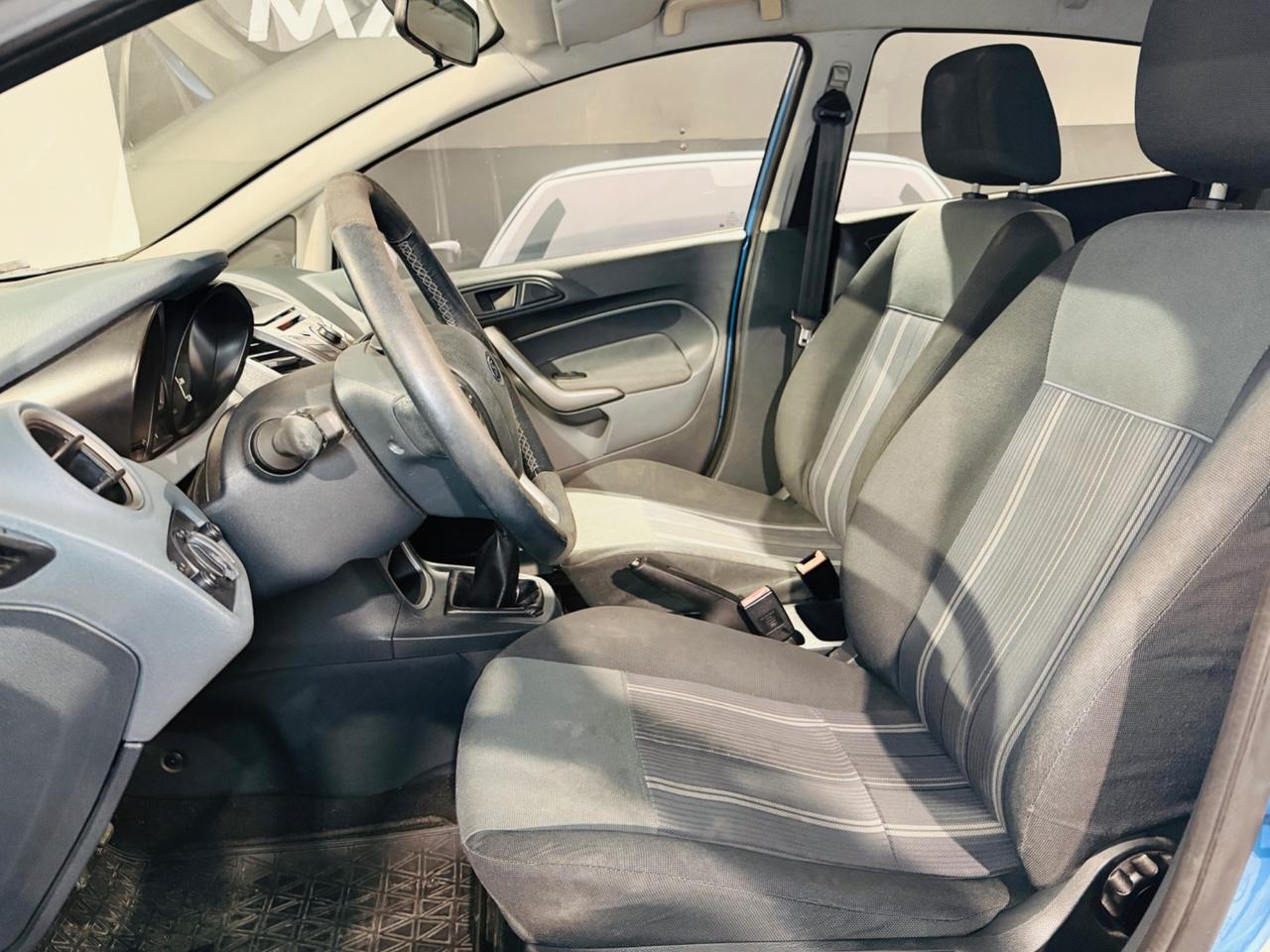 Ford FIESTA 1.2 BENZINA*82CV*NEOPATENTATI*5 PORTE