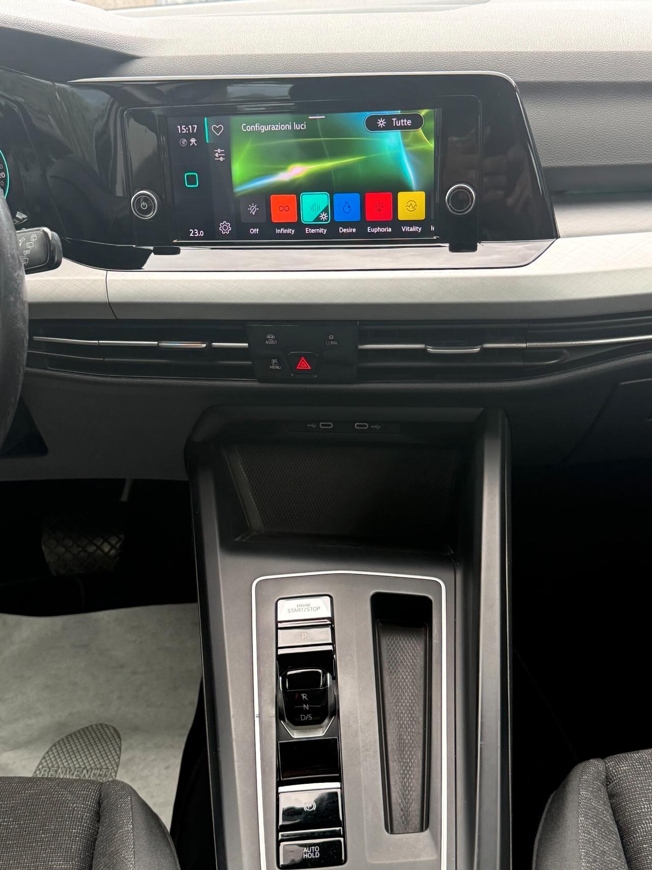 "HYBRID" Volkswagen Golf 1.0 eTSI EVO DSG Life
