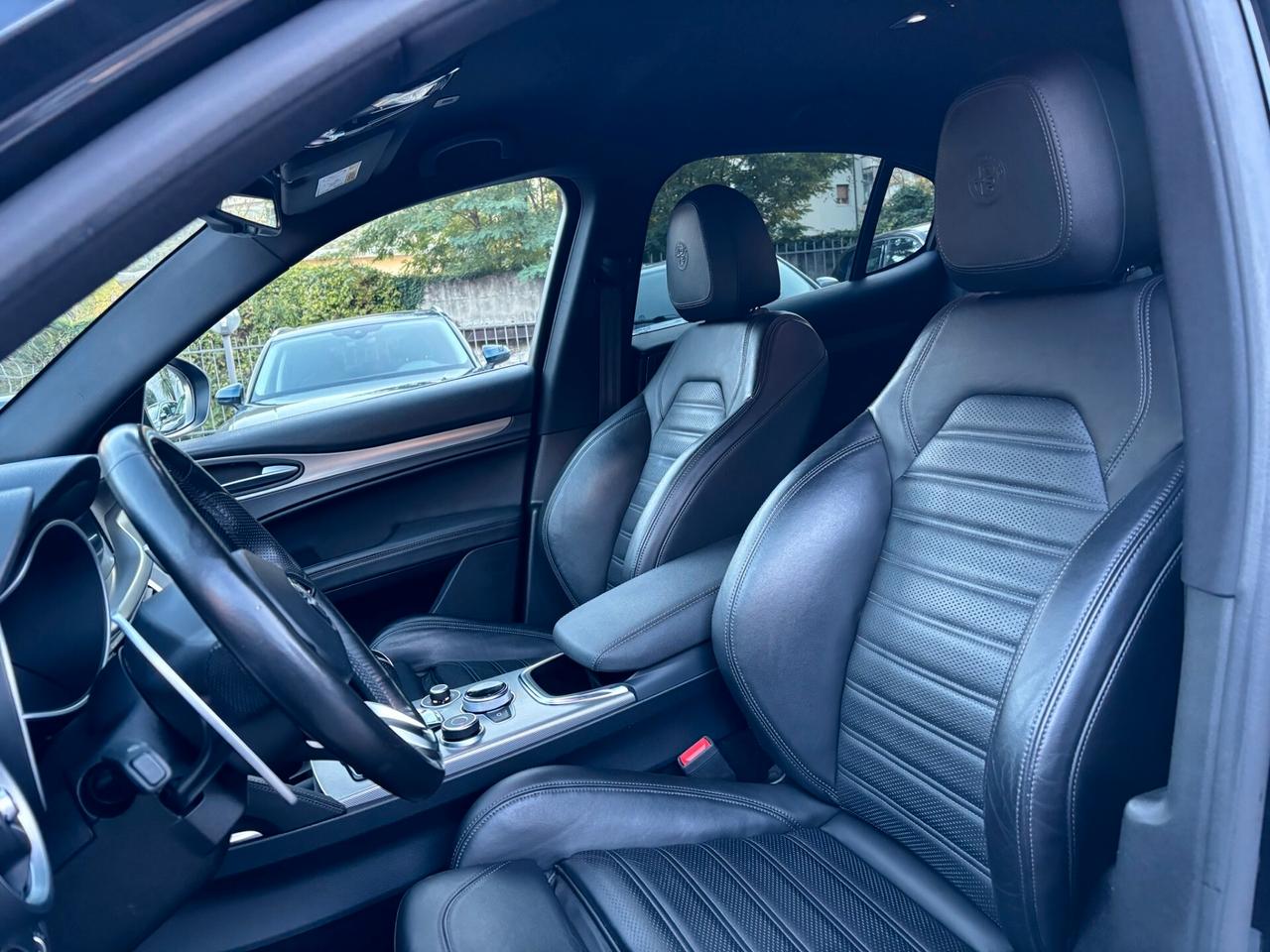 Alfa Romeo Stelvio 2.2 Turbodiesel 210 CV AT8 Q4 Veloce MY 21