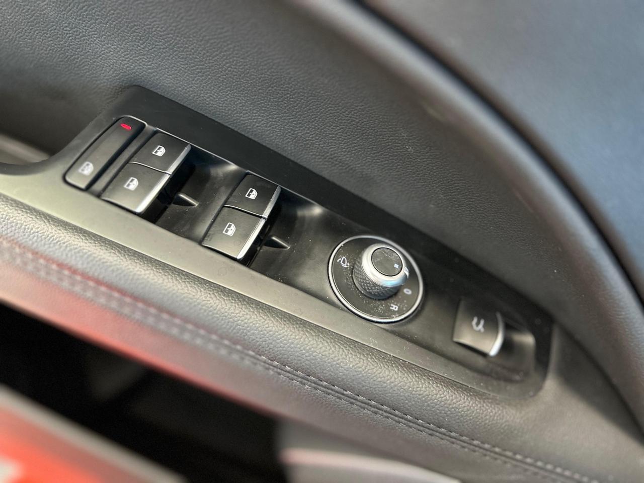 Alfa Romeo Stelvio 2.2 Turbodiesel 160 CV AT8 RWD Business