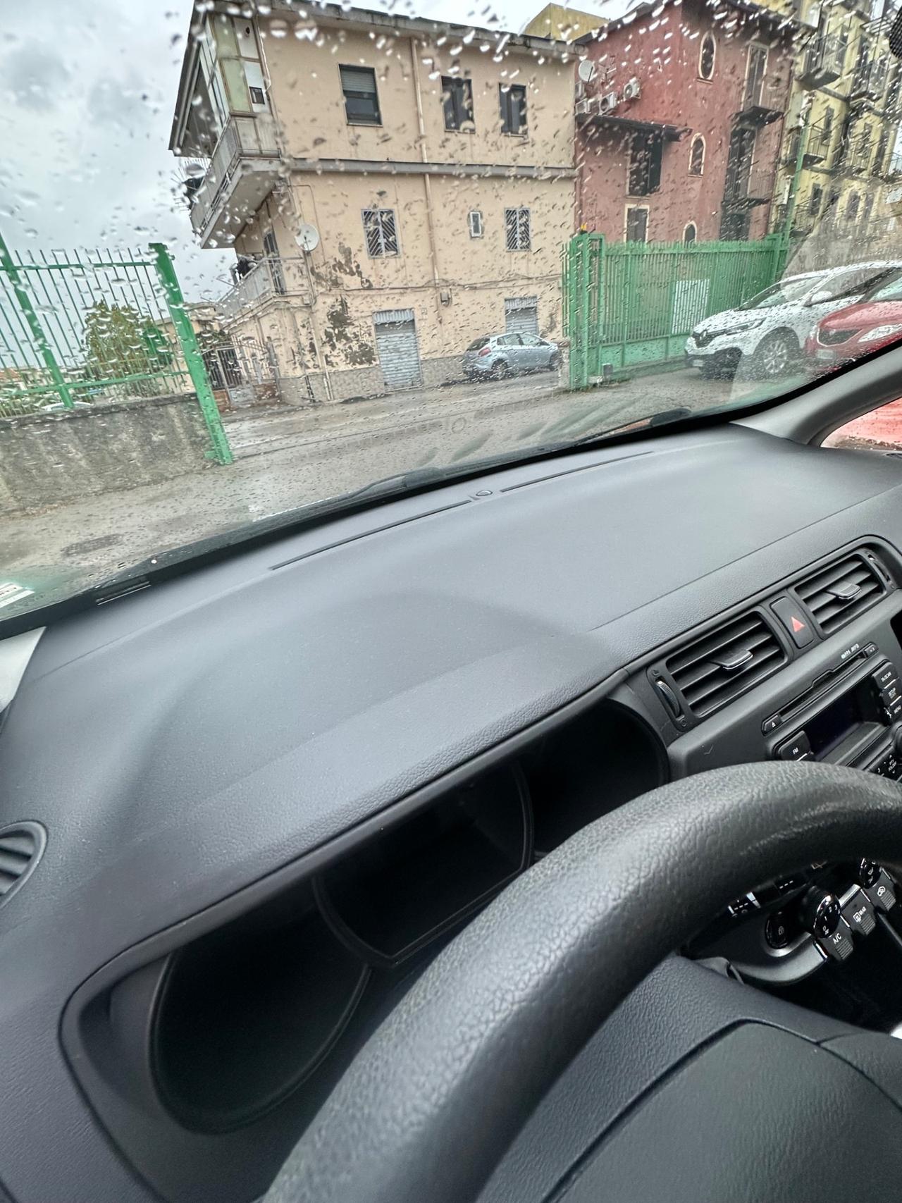 Kia Rio 1.1 CRDi WGT 5p. EX