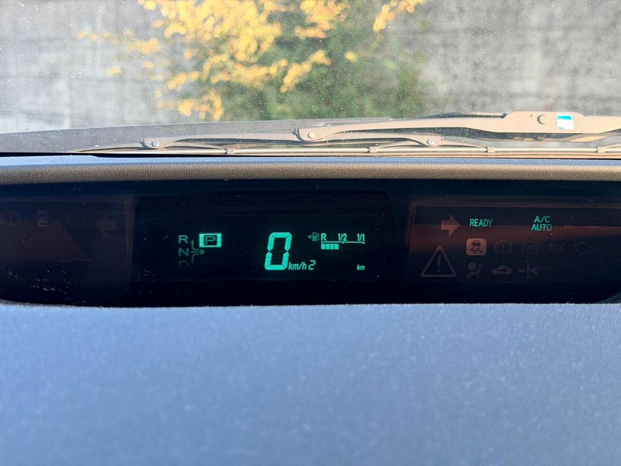 Toyota Prius 1.5i 16V Euro 4 - 2005 - 220.000 km