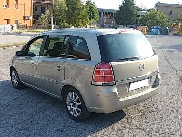 Opel Zafira 1.9 CDTI 120CV Cosmo 7 Posti