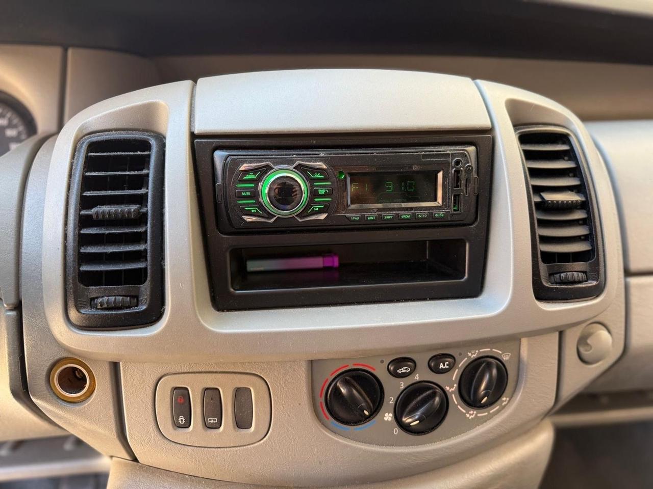 Opel Vivaro 27 2.5 CDTI PC-TN Combi Semivetrato Tec. Fap M1