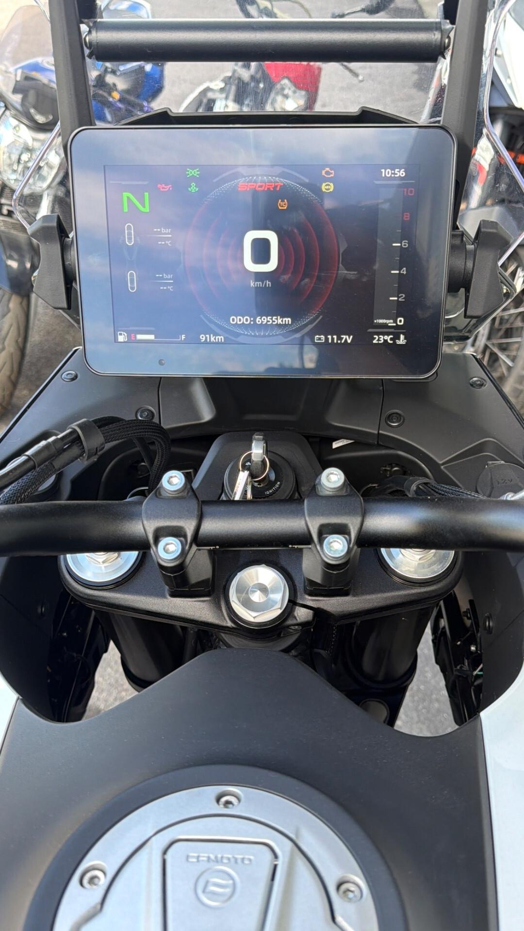 Cf Moto 800MT Explorer