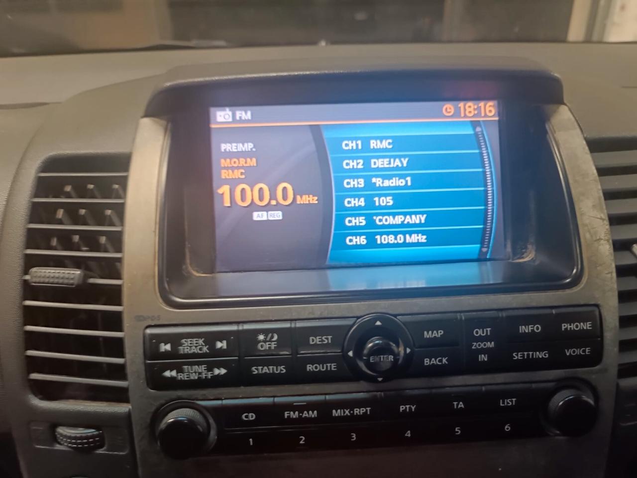 Nissan Navara 2.5 dCi 4 porte Double IVA DEDUCIBILE