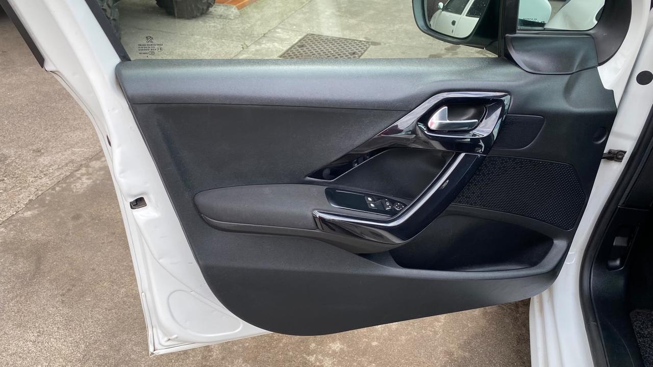 Peugeot 208 Autovettura GPL