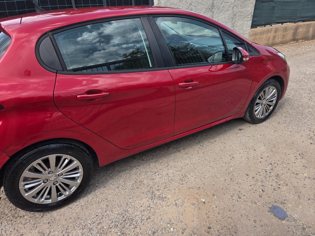 Peugeot 208 PureTech 82 5 porte Active