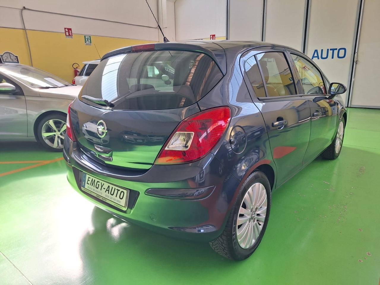 Opel Corsa 1.2benzina, 5 porte NEO PATENTATI