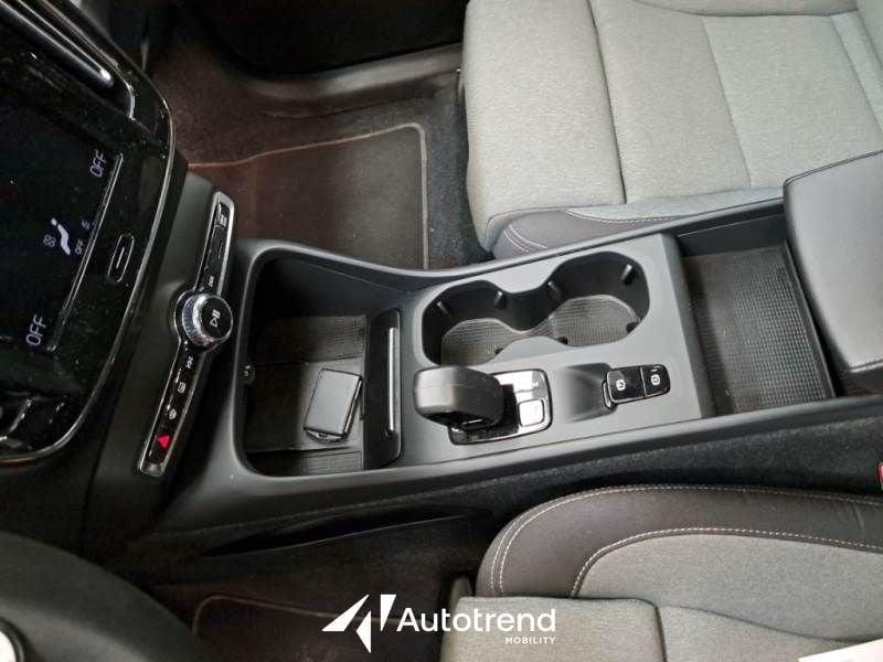Volvo XC40 Recharge T4 129+82 CV Plug-In Hybrid Automatica Recharge Core