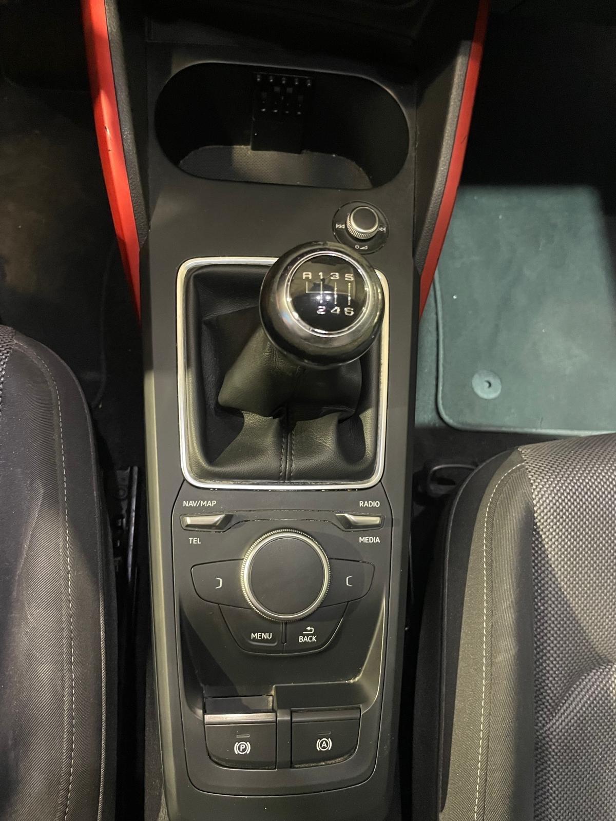Audi Q2 30 TDI S line Edition