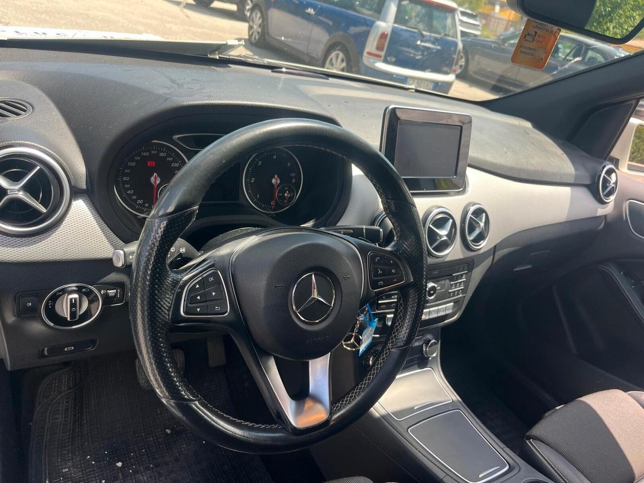 Mercedes-benz B 180 d Automatic Premium