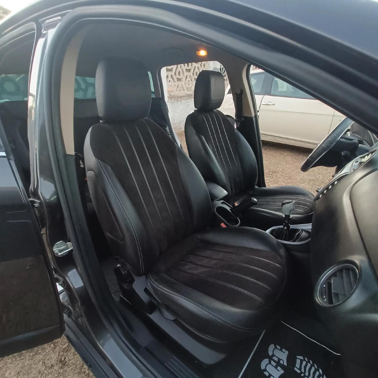 Lancia Delta 1.9 MJT Twinturbo DPF Executive