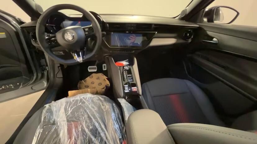 Alfa Romeo Junior 1.2 136 CV Hybrid eDCT6 Speciale
