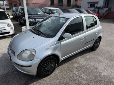 Toyota Yaris 1.0i 16V cat 5 porte Sol