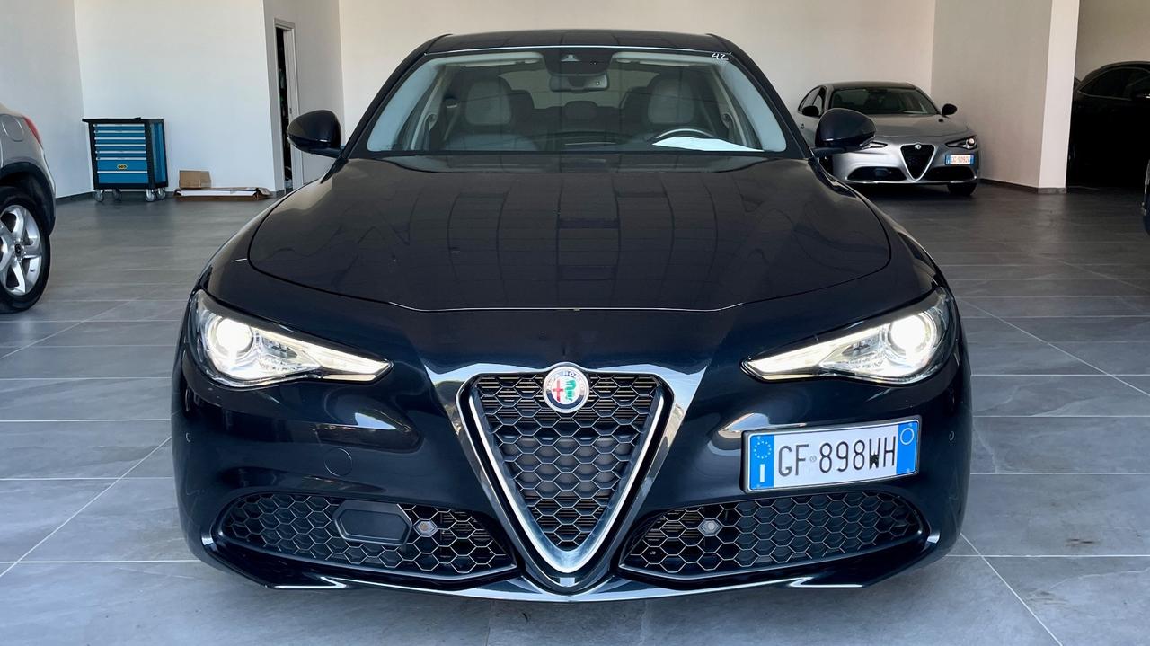 ALFA ROMEO GIULIA 2.2 SUPER AT8 190CV - FULL LED, PELLE, SEDILI RISCALDATI