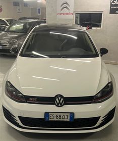 Volkswagen Golf Allestimento GTI