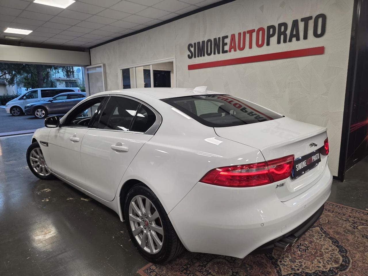 Jaguar XE 2.0 D Turbo 180CV Portfolio