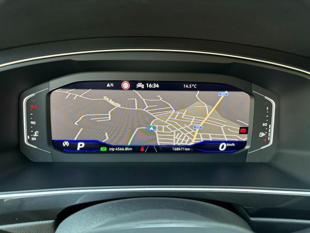 VOLKSWAGEN Tiguan 2.0 TDI 150 CV SCR DSG R-Line LUCI AMBIENTE