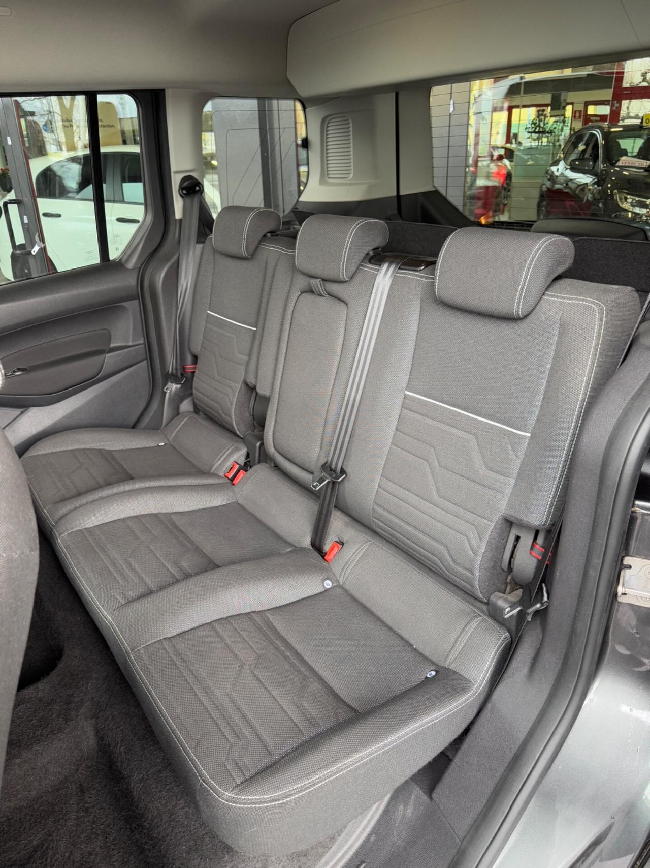 FORD TOURNEO CONNECT 1.5 TDCi 120cv TITANIUM