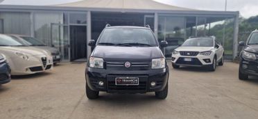 FIAT Panda 1.3 MJT 16V DPF 4x4 Climbing