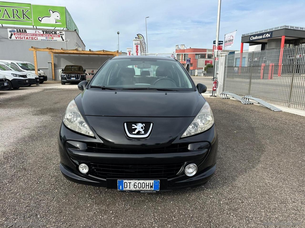 PEUGEOT 207 1.4 VTi 95 CV 5p. Energie Sport 1.4 VTi 95 CV 5p. Energie Sport
