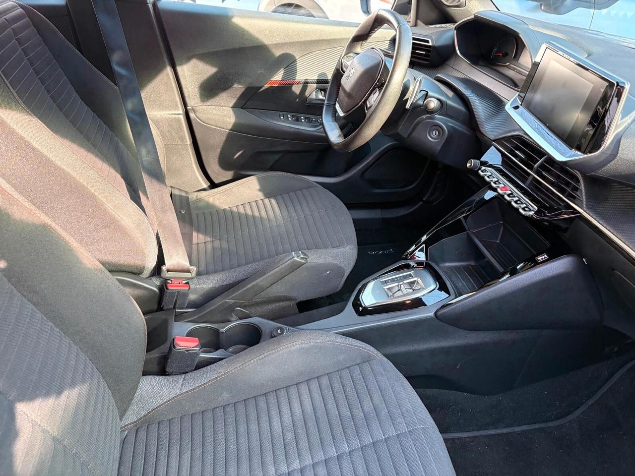 Peugeot 2008 PureTech 100 S&S Allure