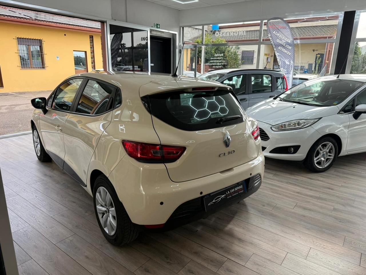 Renault Clio 1.2 75CV 5 porte Life