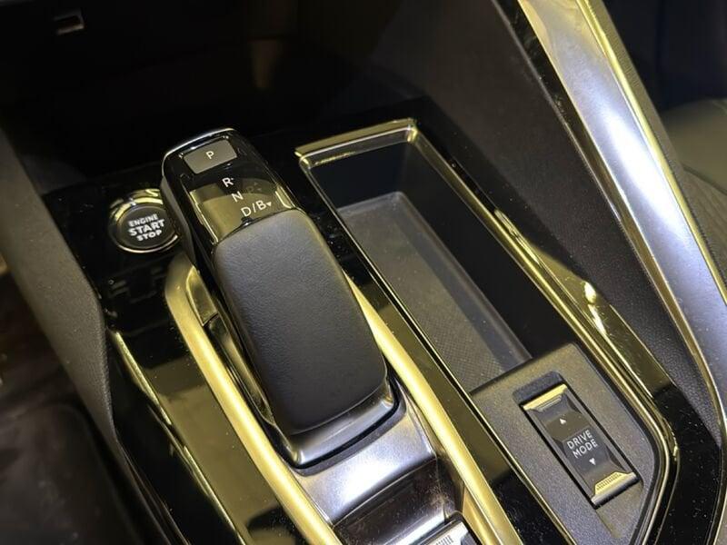 Peugeot 3008 Hybrid 225 e-EAT8 Allure Pack