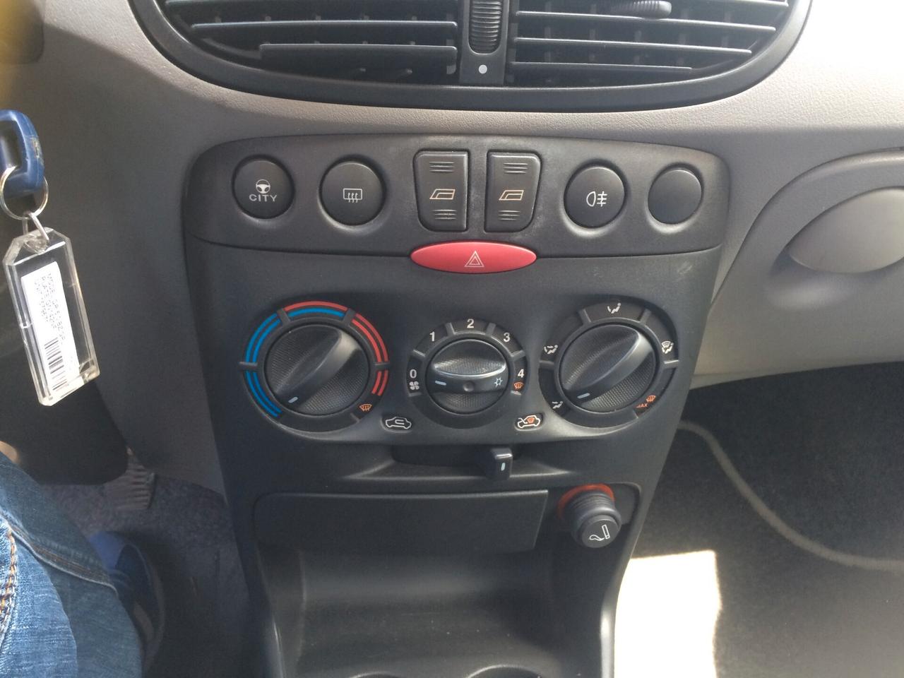 2003 Fiat Punto 1.2i cat 5 porte EL tagliandata! per neopatentati!