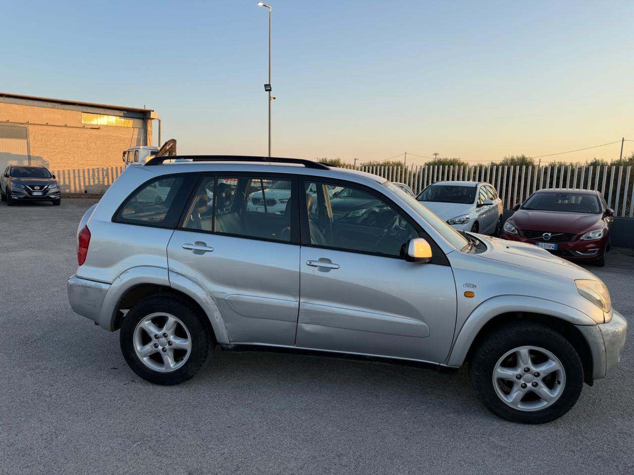 TOYOTA RAV4 2.0 TDI 115CV 4X4 5PORTE SOL PELLE