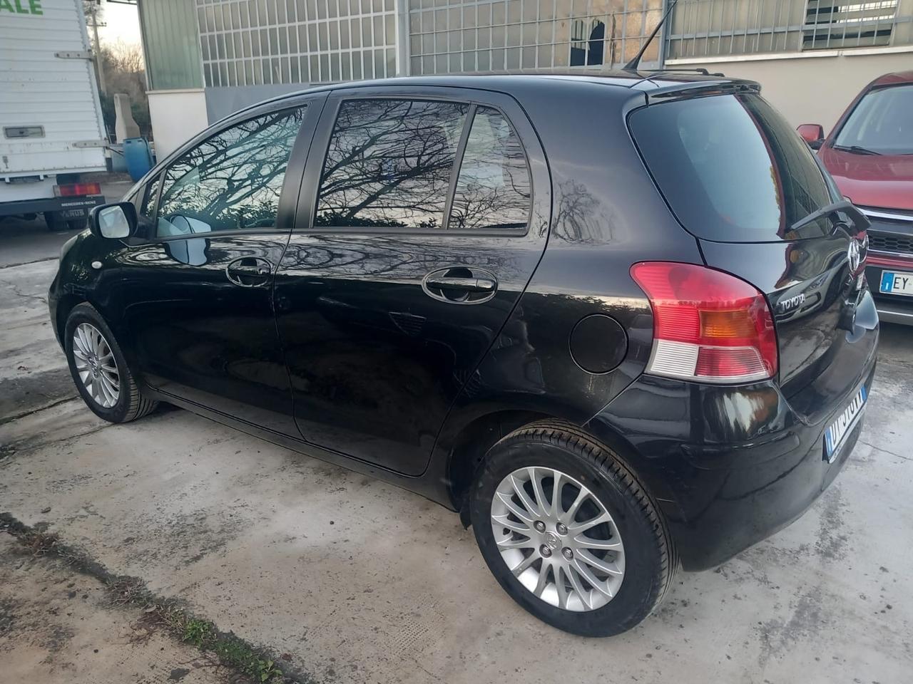 Toyota Yaris 1.4 D-4D 5 porte