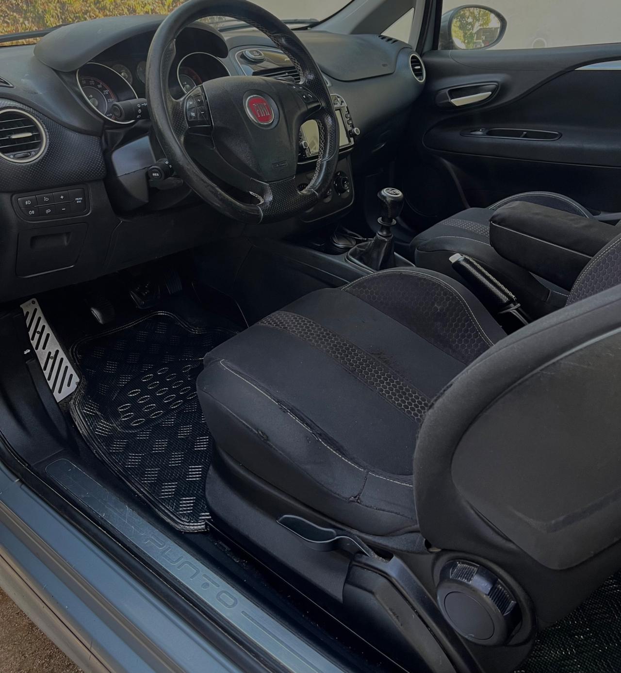 Fiat Punto Evo 1.4 3 porte SPORT 105cv NEOPATENTATI