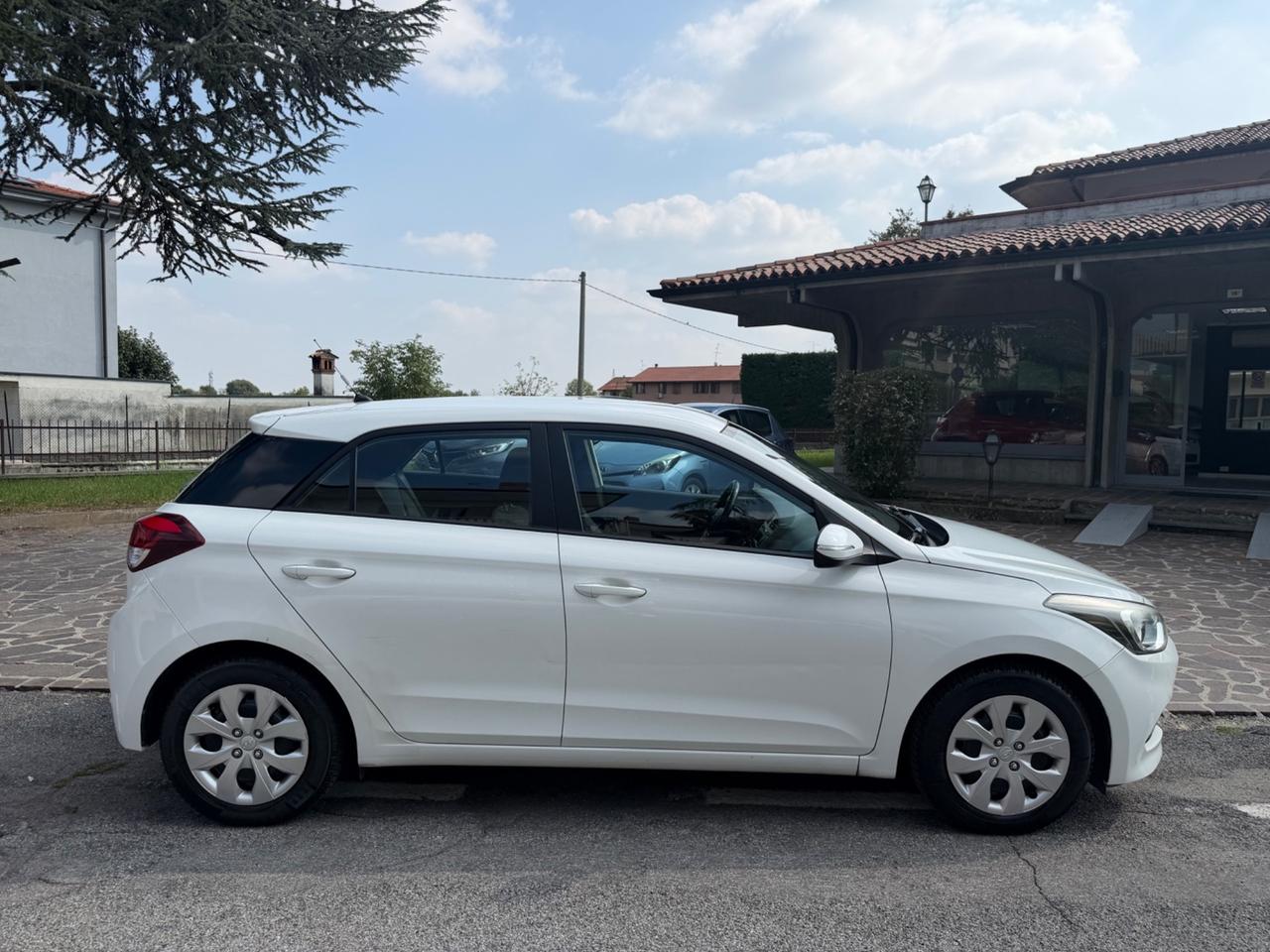 Hyundai i20 1.2 84 CV 5 porte Style