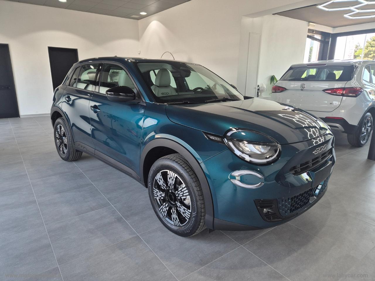 FIAT 600 Hybrid 110 CV DCT MHEV Icon