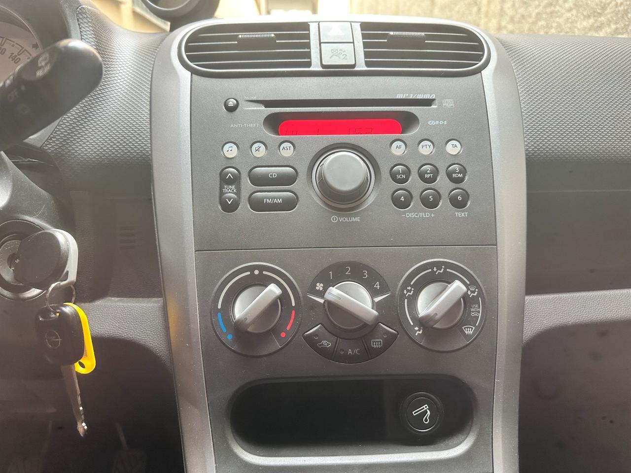 Opel Agila 1.0 12V 65CV