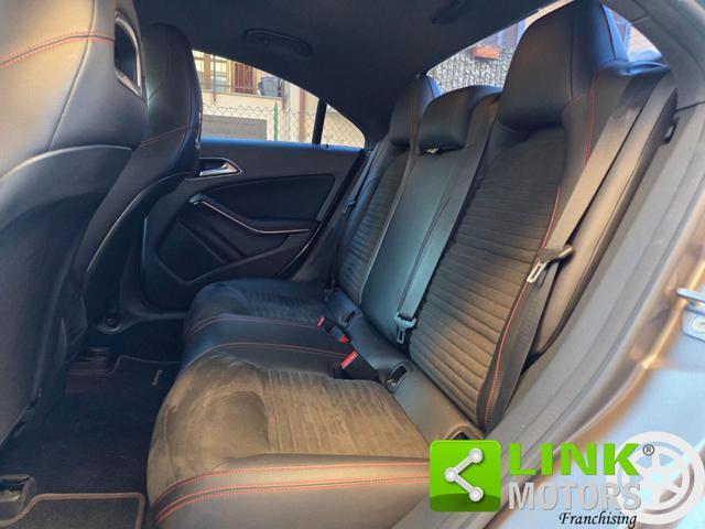 MERCEDES-BENZ CLA 180 Premium AMG