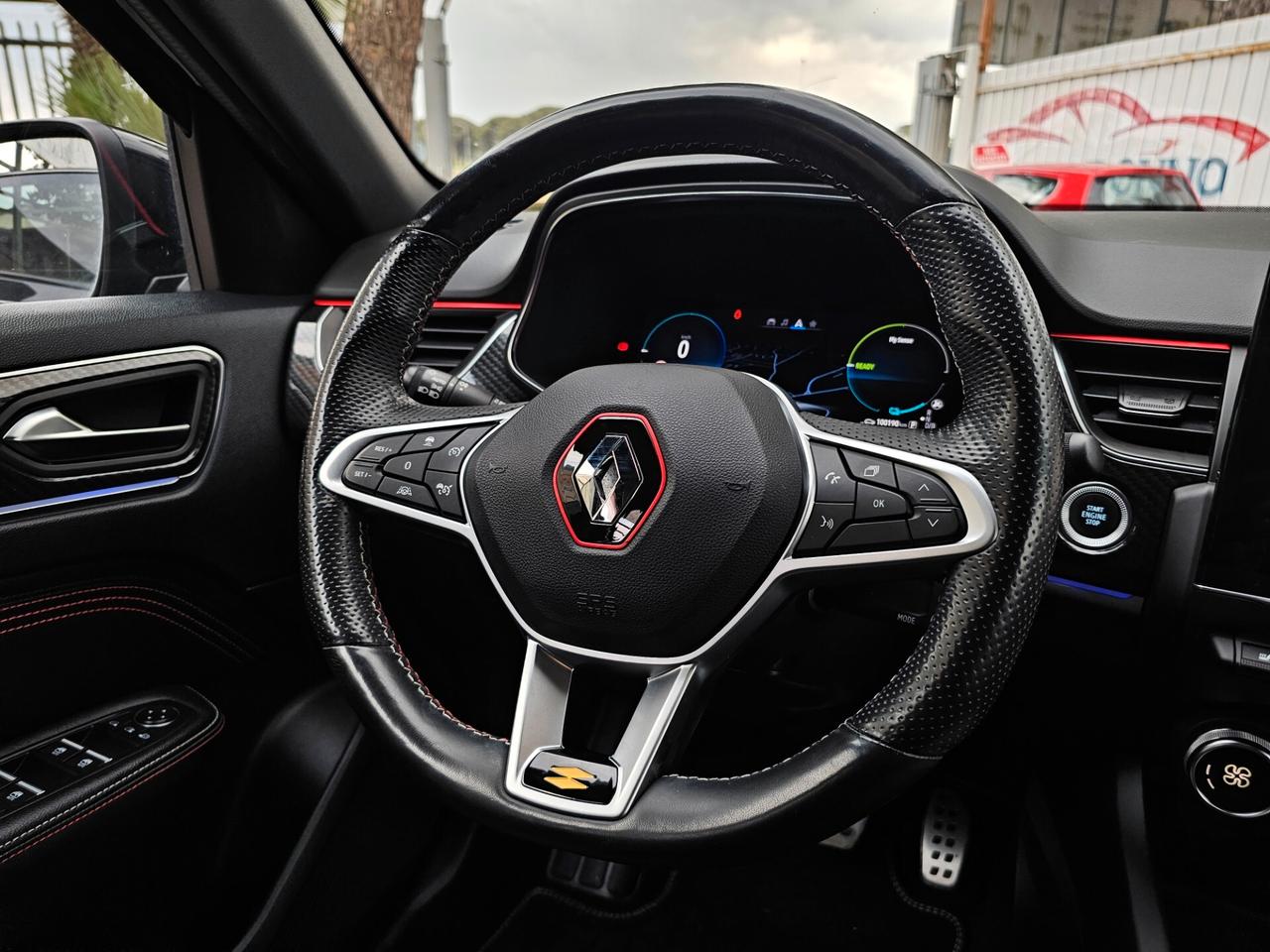 Renault Arkana Hybrid E-Tech 145 CV R.S. Line