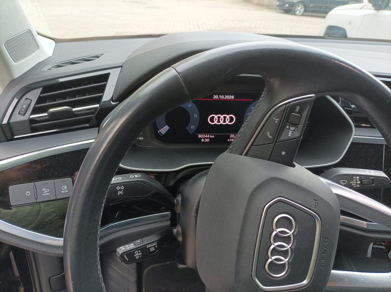 Audi Q3 35 TDI S tronic Business Advanced
