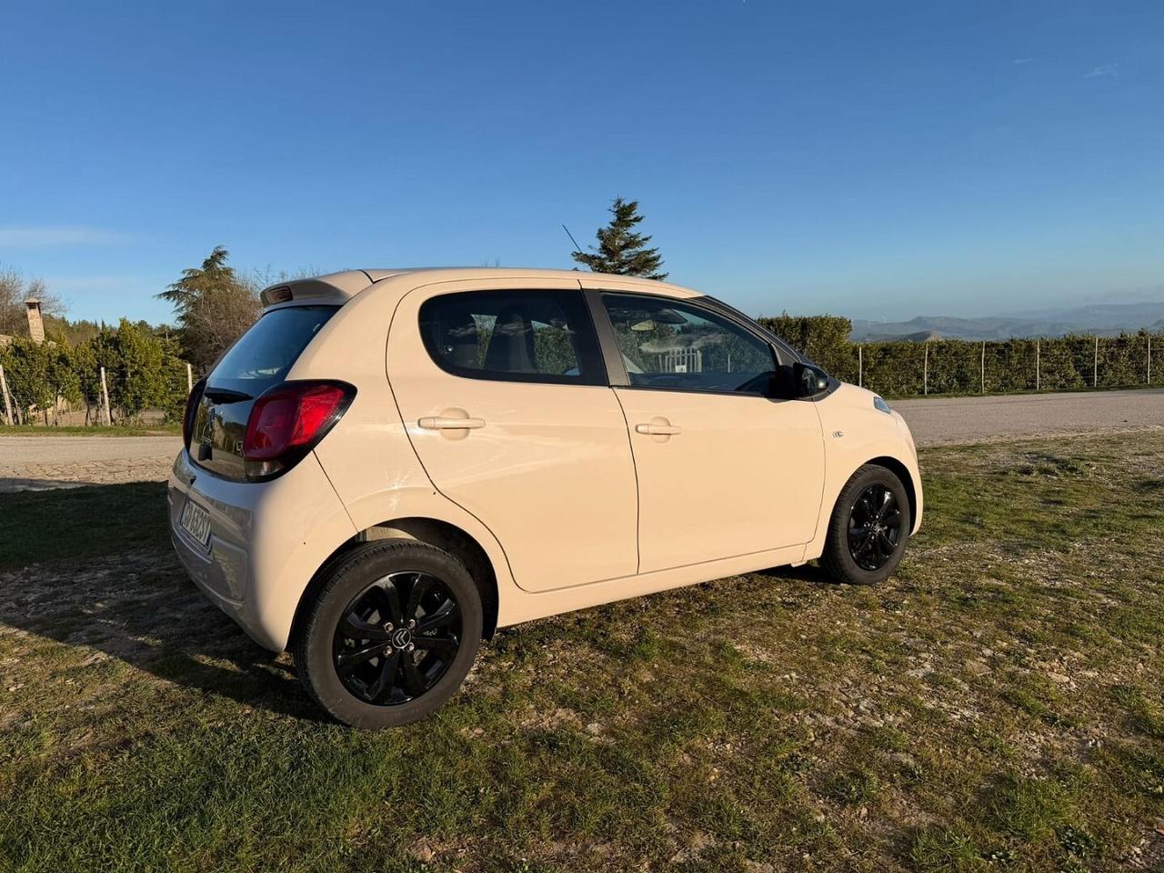Citroen C1 1.0 Vti 72 S&S Shine