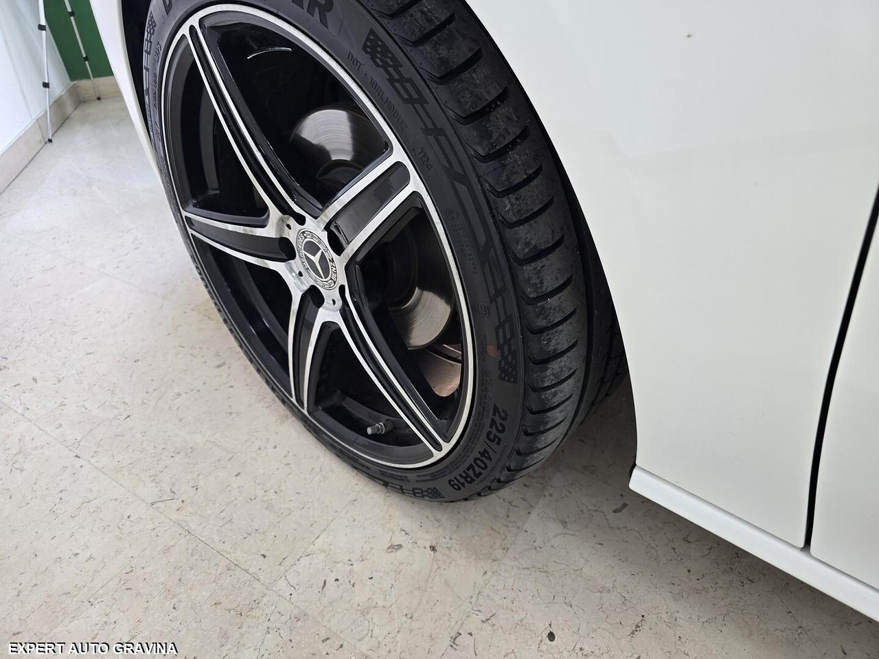 MERCEDES CLA180 SHOTING BRAKE TETTO APRIBILE
